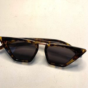 Retro sunglasses!